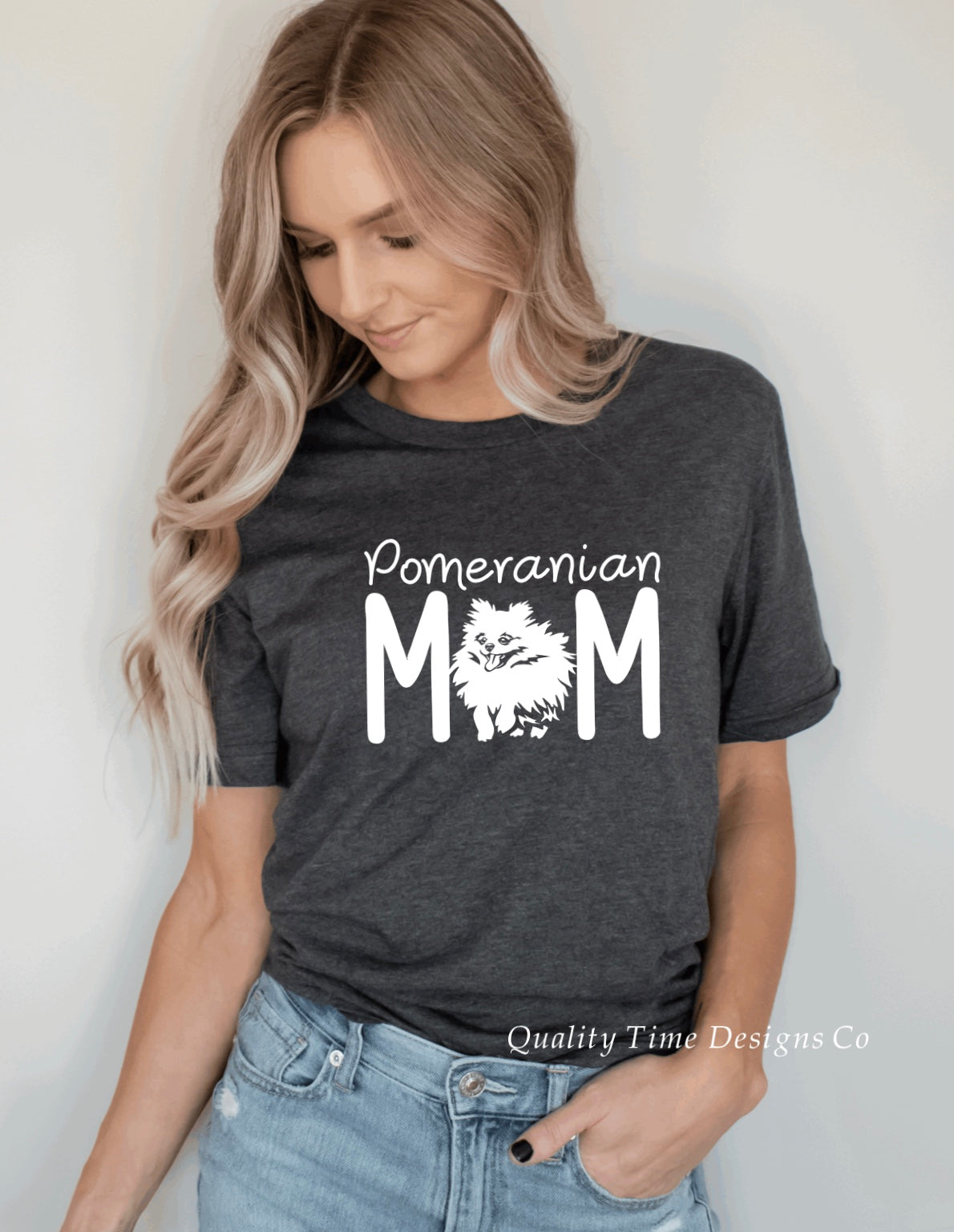 Pomeranian mom t-shirt