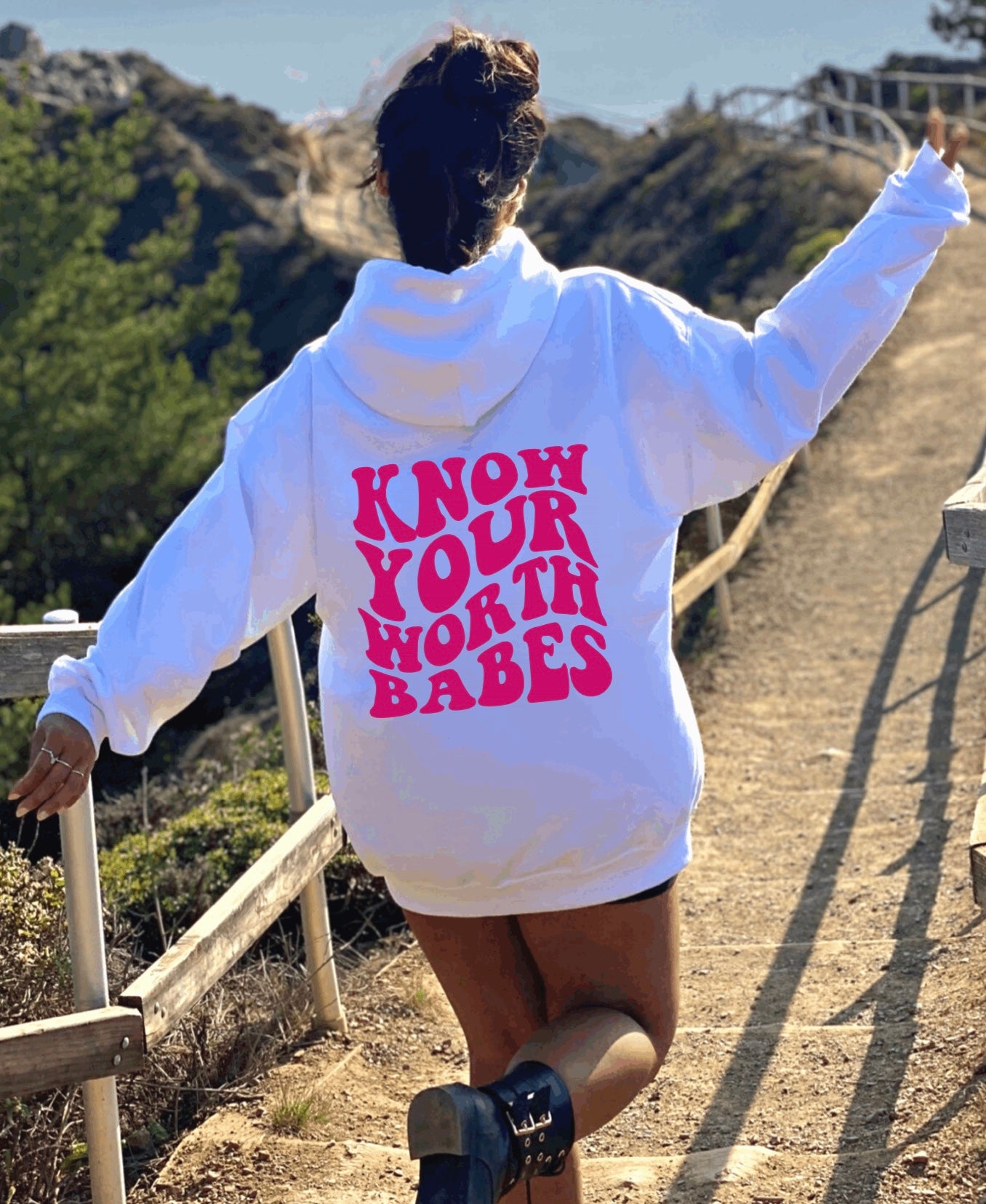 Know your worth babes hoodie