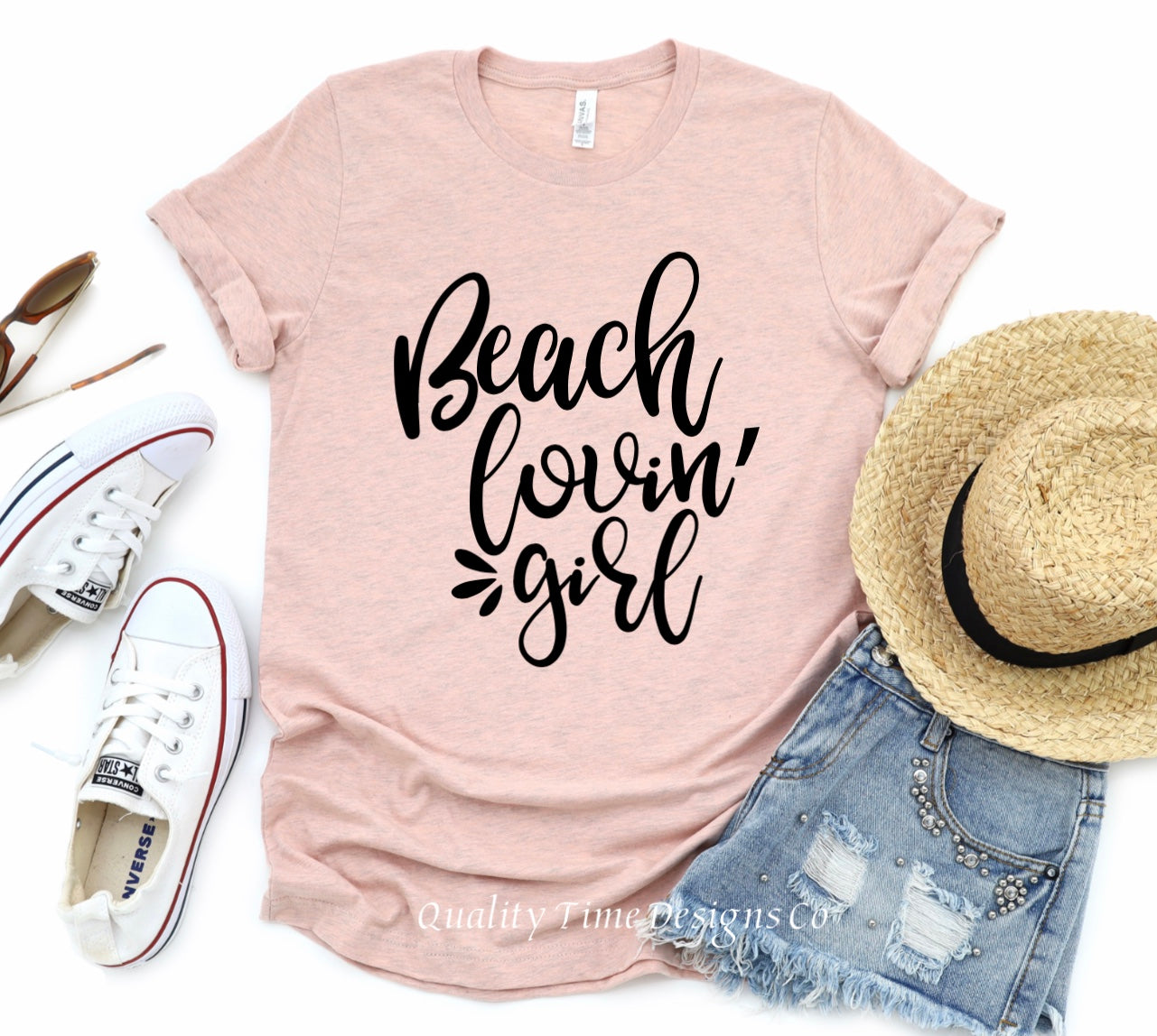 Beach lovin’ girl t-shirt 