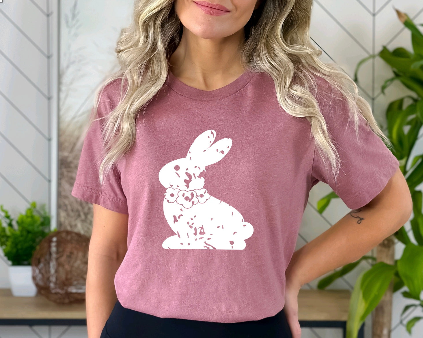Distressed bunny Easter t-shirt for women in heather mauve