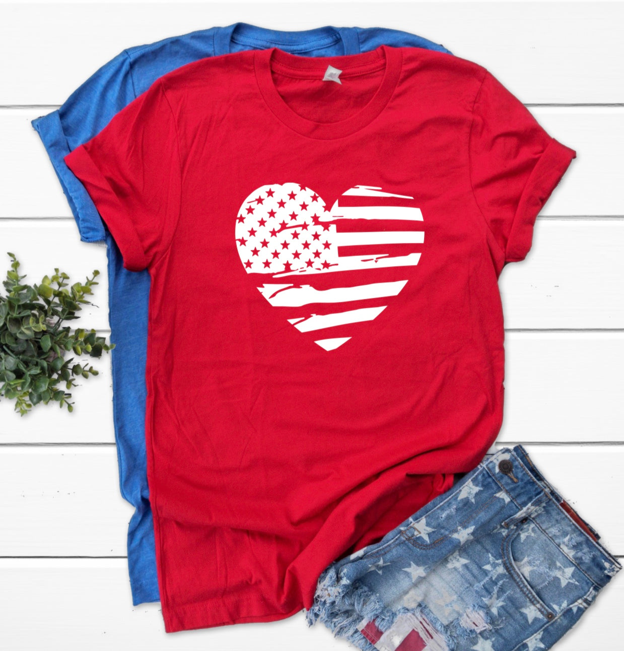 Distressed American flag heart graphic t-shirt 